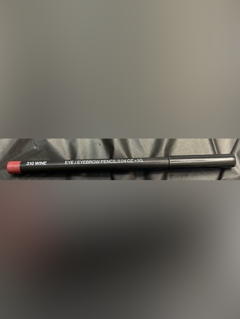 J.B.S. Eyeliner Pencil in Rose Pink and Black - Picture 2 of 2